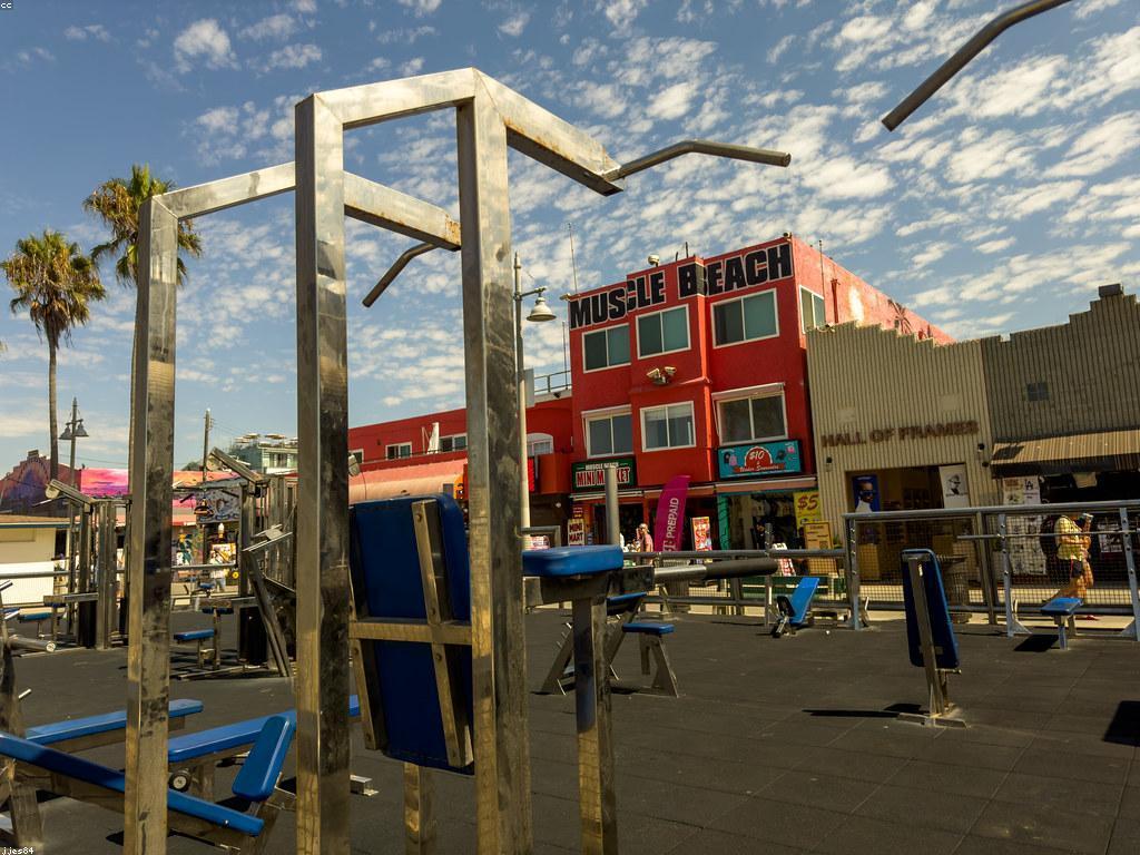 សេវាកម្មអភិវឌ្ឍន៍សម្រាប់អាជីវកម្មរបស់អ្នក